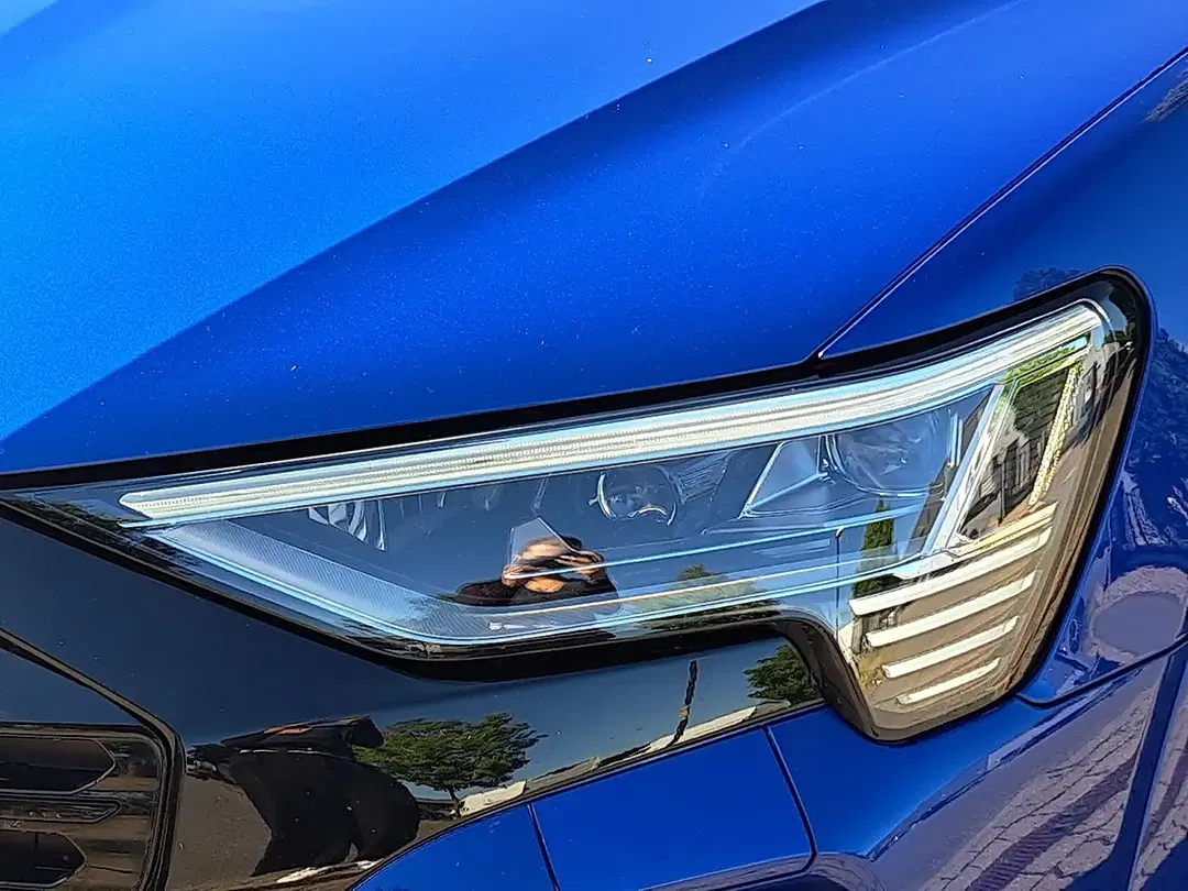 Audi Q8 e-tron 55 quattro S line - Thumbnail 5