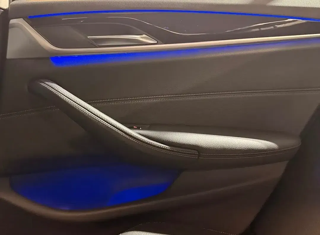 BMW 520 M Sport - Thumbnail 13