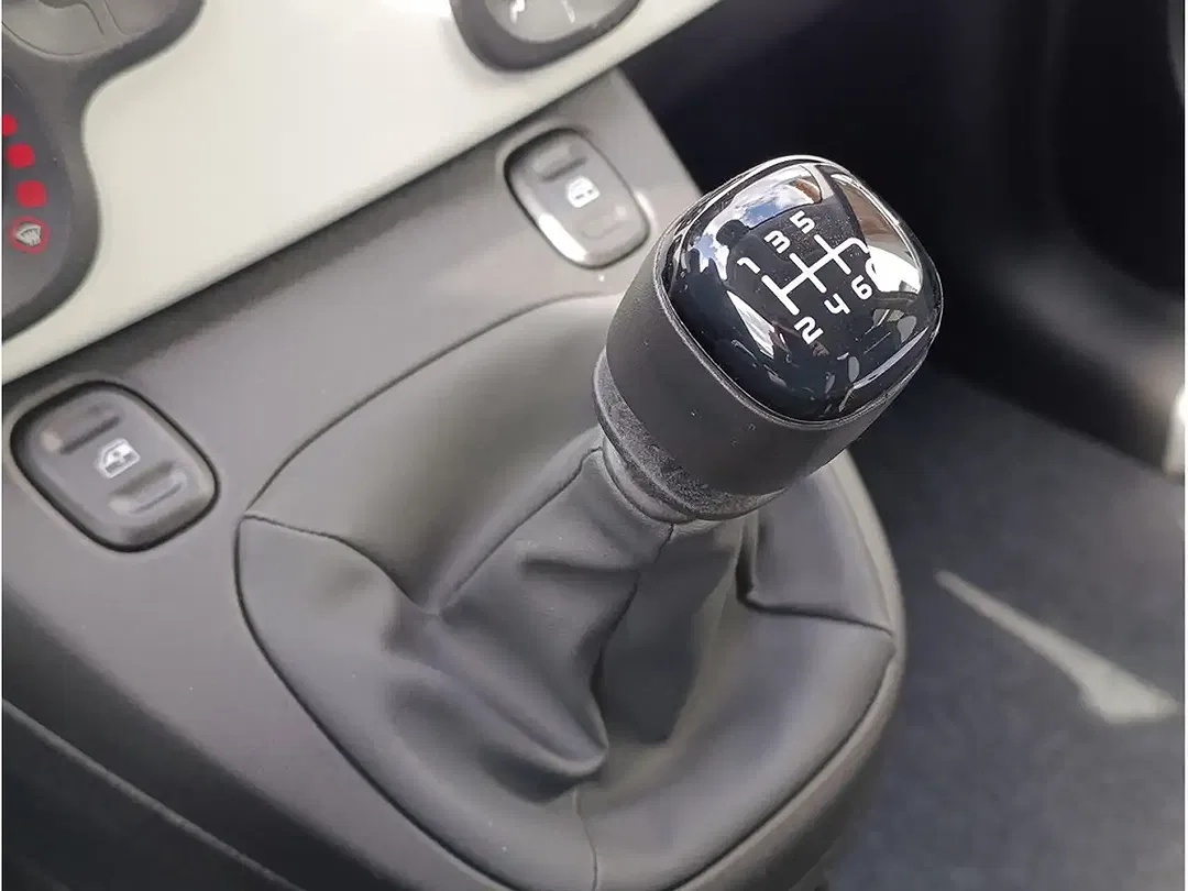Fiat Panda 1.0 Hybrid Cross - Thumbnail 13