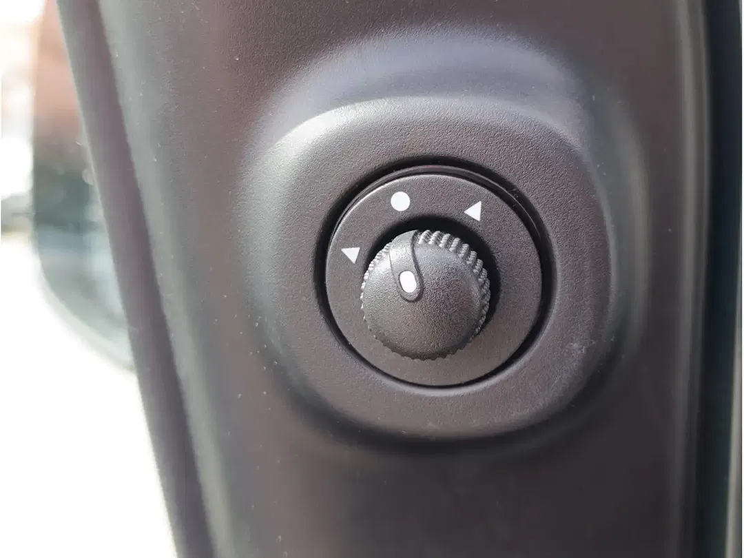 Fiat Panda 1.0 Hybrid Cross - Thumbnail 14