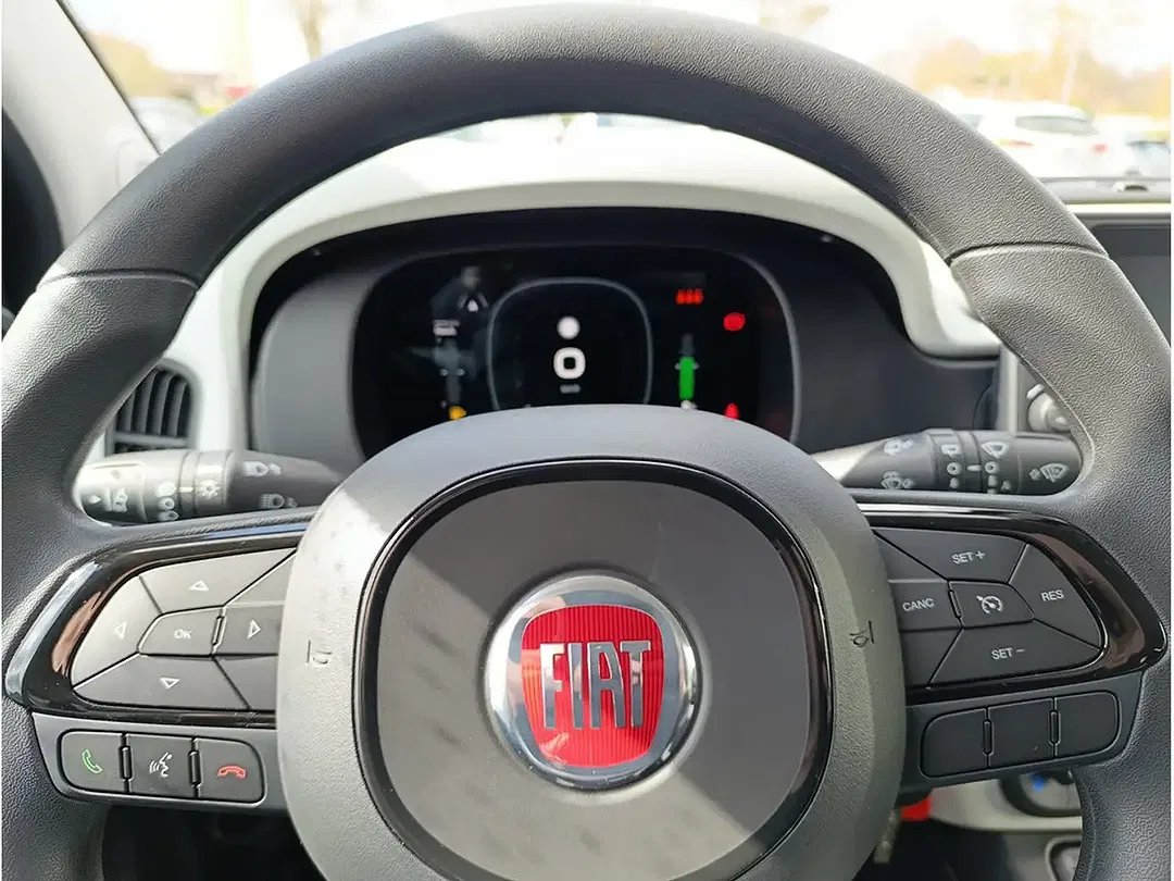 Fiat Panda 1.0 Hybrid Cross - Thumbnail 9