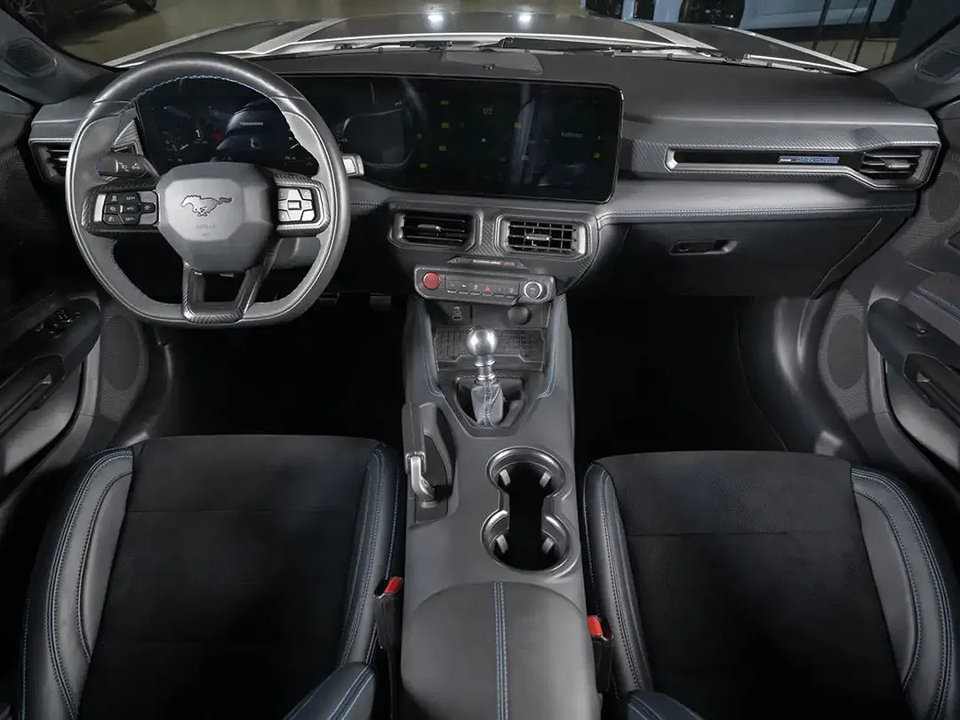 Ford Mustang 5.0 - Thumbnail 13