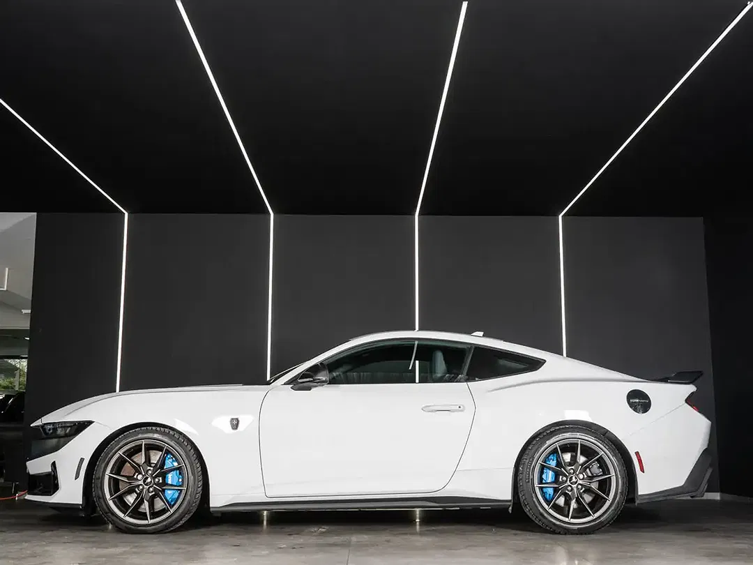 Ford Mustang 5.0 - Thumbnail 7