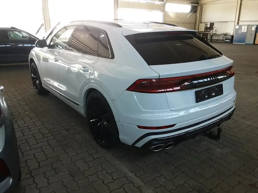 Audi SQ8 TFSI competition plus - Thumbnail 6
