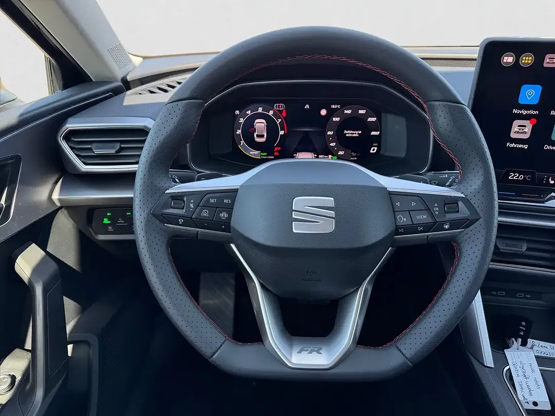 SEAT Leon eTSI FR - Thumbnail 13