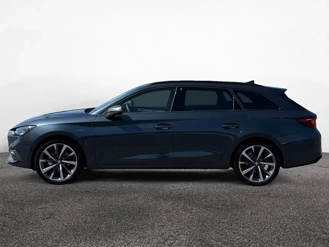 SEAT Leon eTSI FR - Thumbnail 3