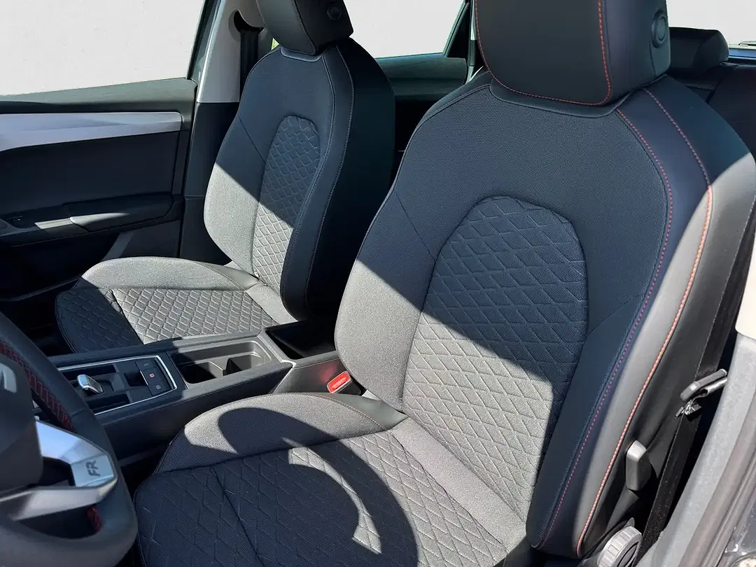 SEAT Leon eTSI FR - Thumbnail 8
