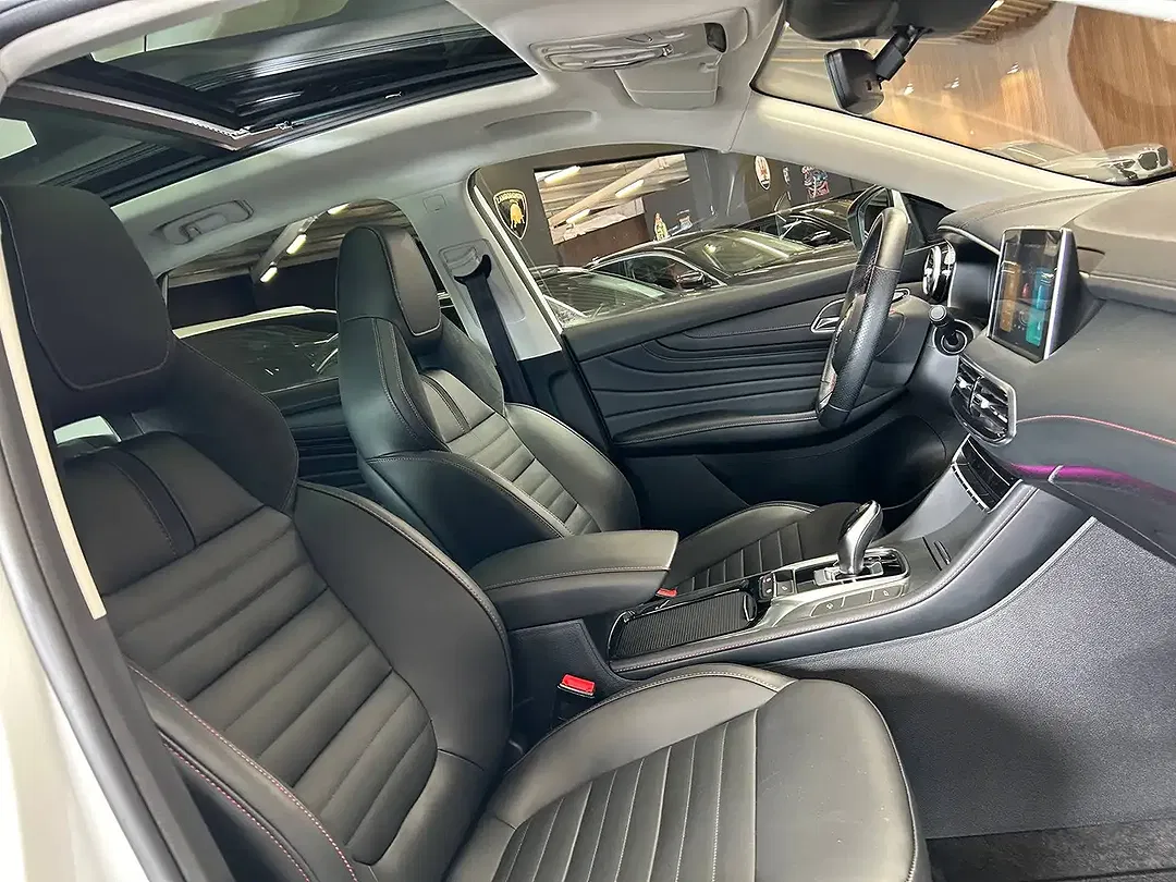 MG EHS 1.5 Turbo PHEV Luxury - foto 15