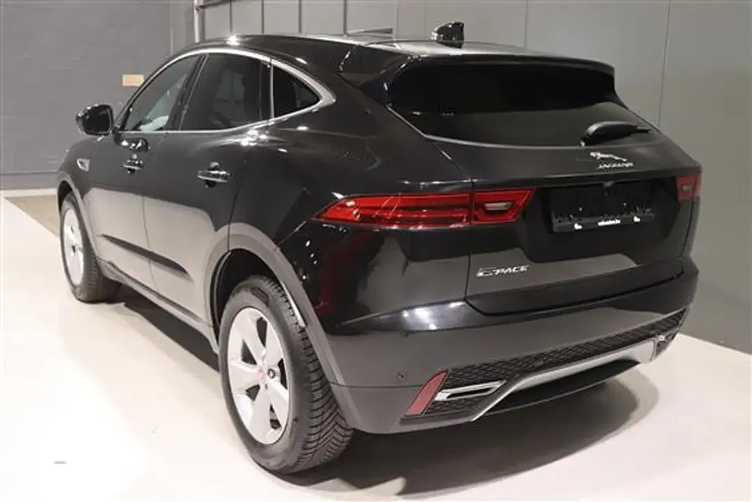 Jaguar E-Pace S - Thumbnail 3
