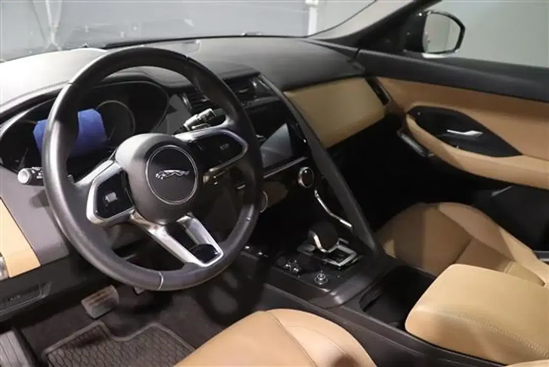 Jaguar E-Pace S - Thumbnail 8