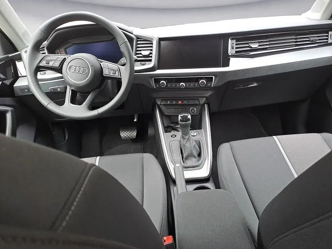 Audi A1 advanced - Thumbnail 9
