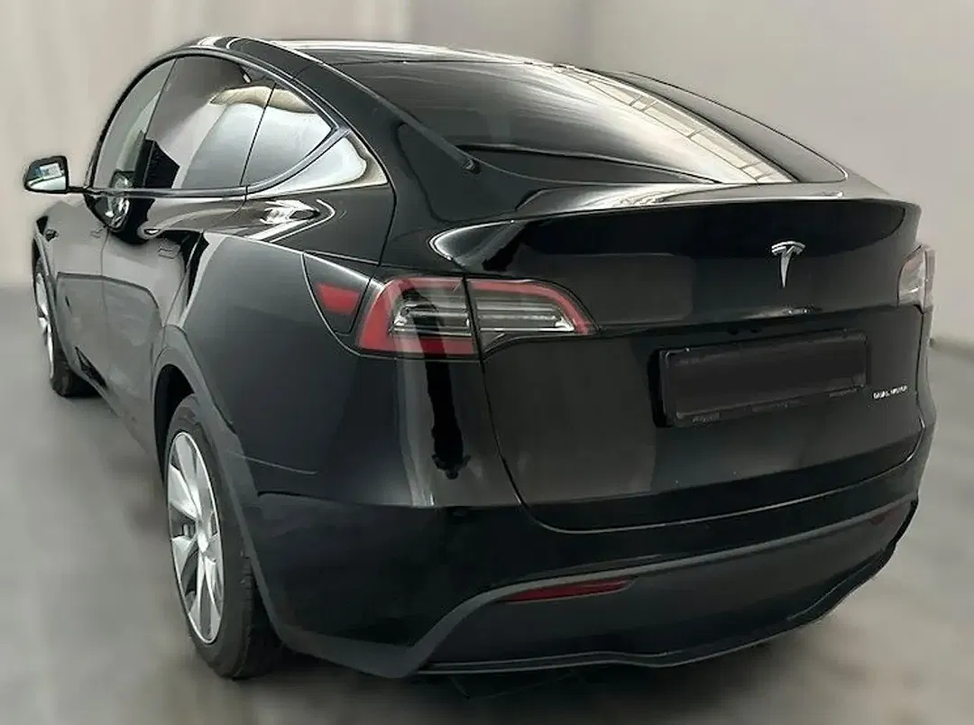 Tesla Model Y AWD Dual Motor Long Range - foto 2