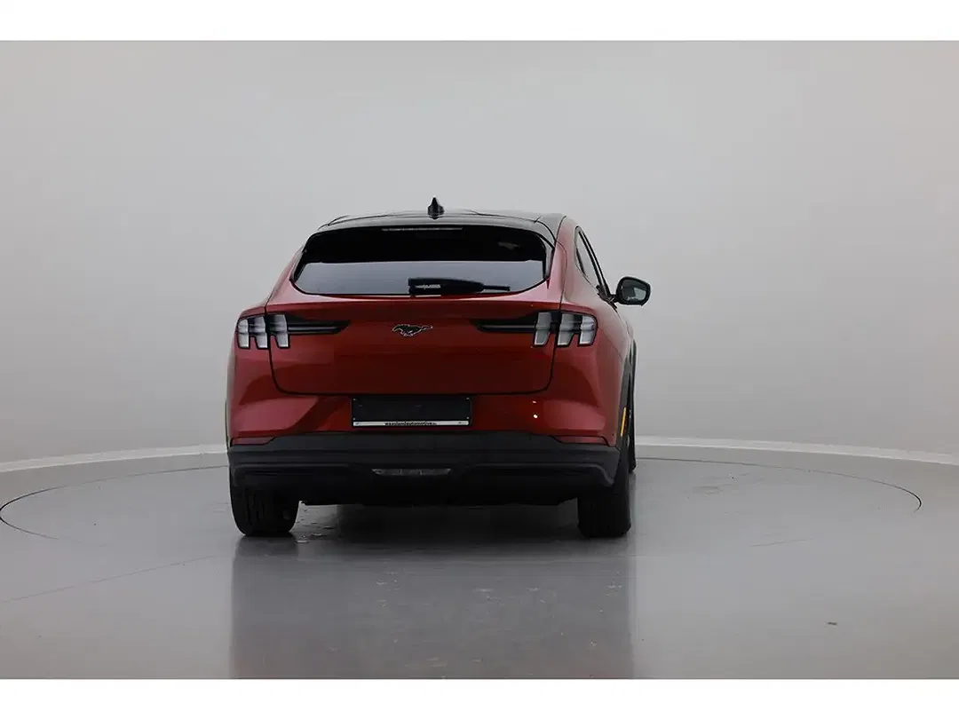 Ford Mustang Mach-E - Thumbnail 4