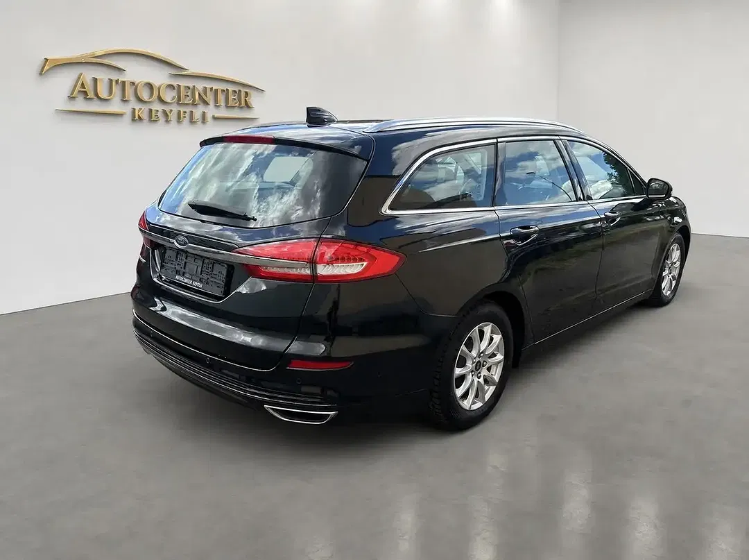 Ford Mondeo AUT Titanium - Thumbnail 5