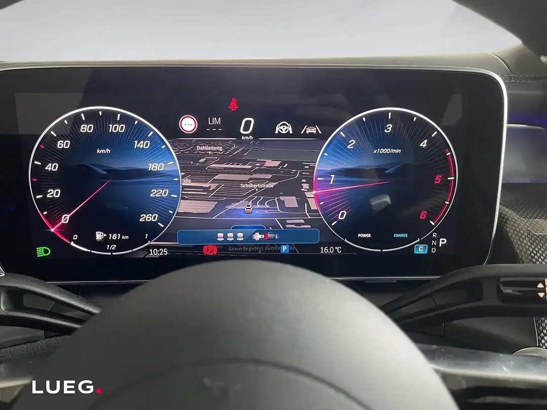 Mercedes-Benz GLC 220 4MATIC Night - Thumbnail 14