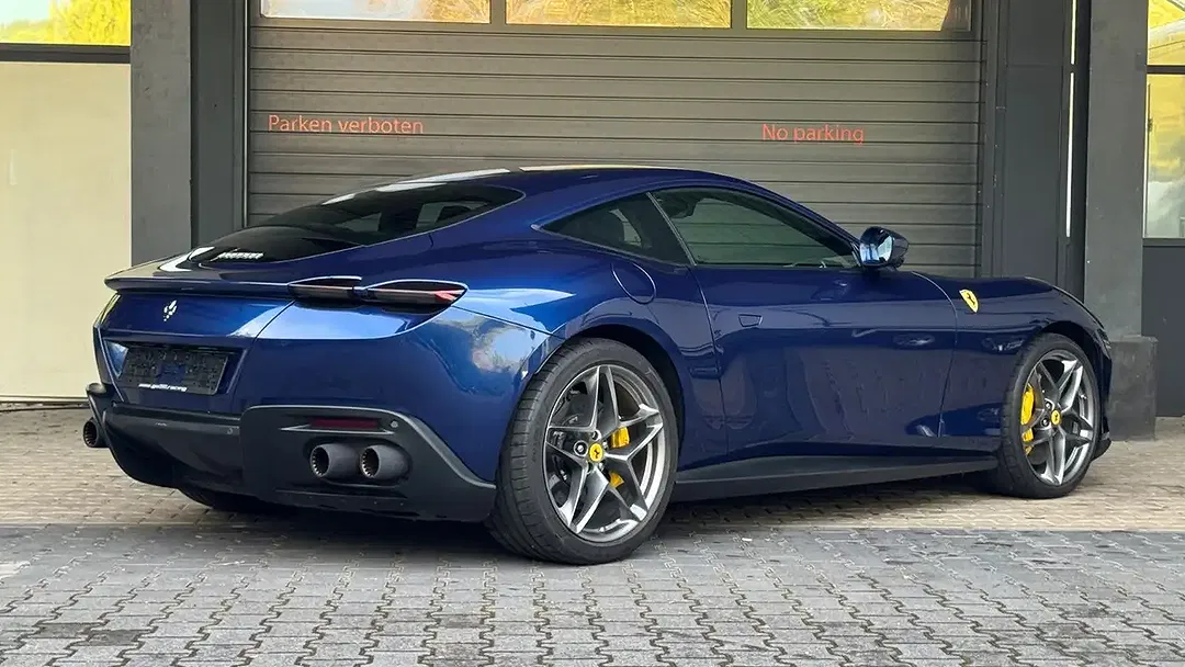 Ferrari Roma - Thumbnail 3