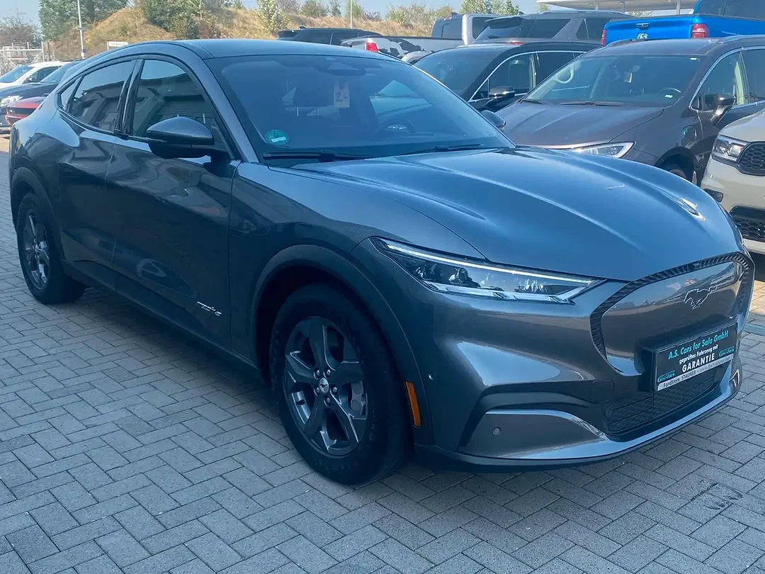 Ford Mustang Mach-E - Afbeelding 1