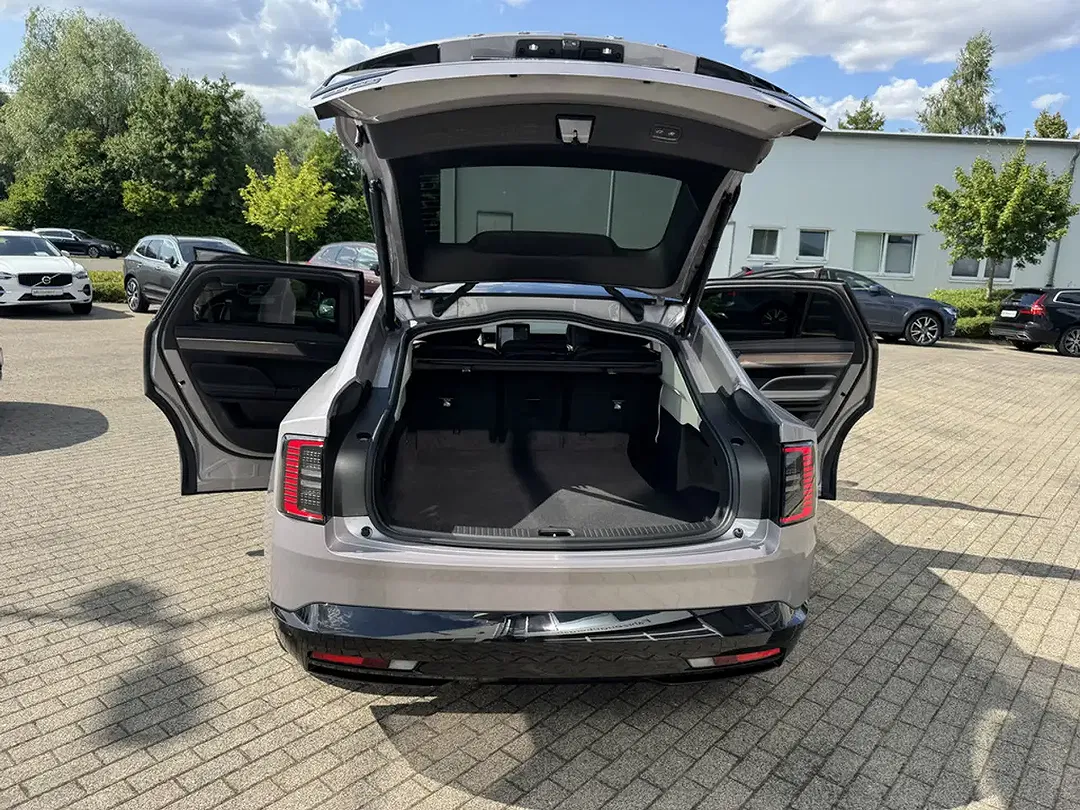 Volvo ES90 Single Motor Extended Range Plus - Thumbnail 12