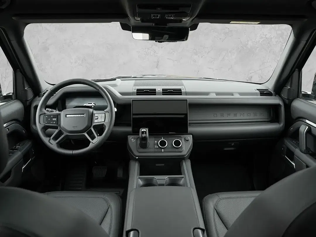 Land Rover Defender D350 110 X-Dynamic HSE - Thumbnail 3
