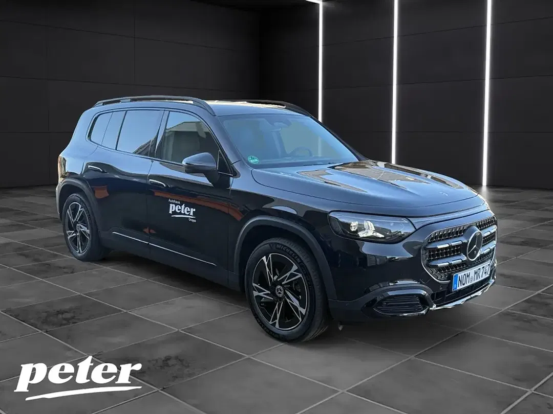 Mercedes-Benz GLB 200 Night - Thumbnail 3