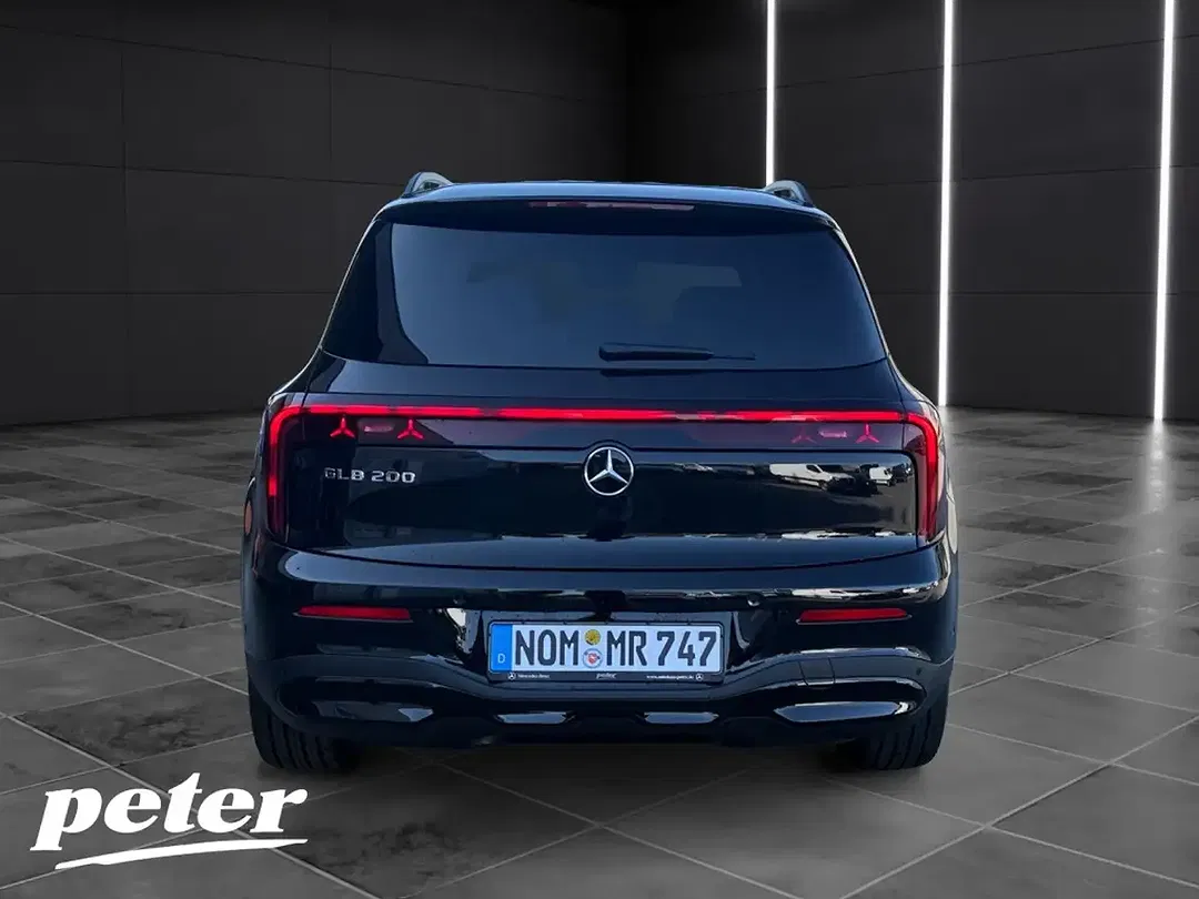 Mercedes-Benz GLB 200 Night - Thumbnail 4