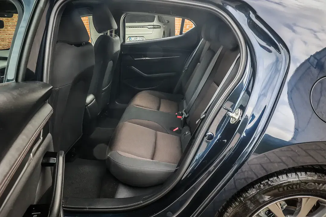 Mazda 3 - Thumbnail 15