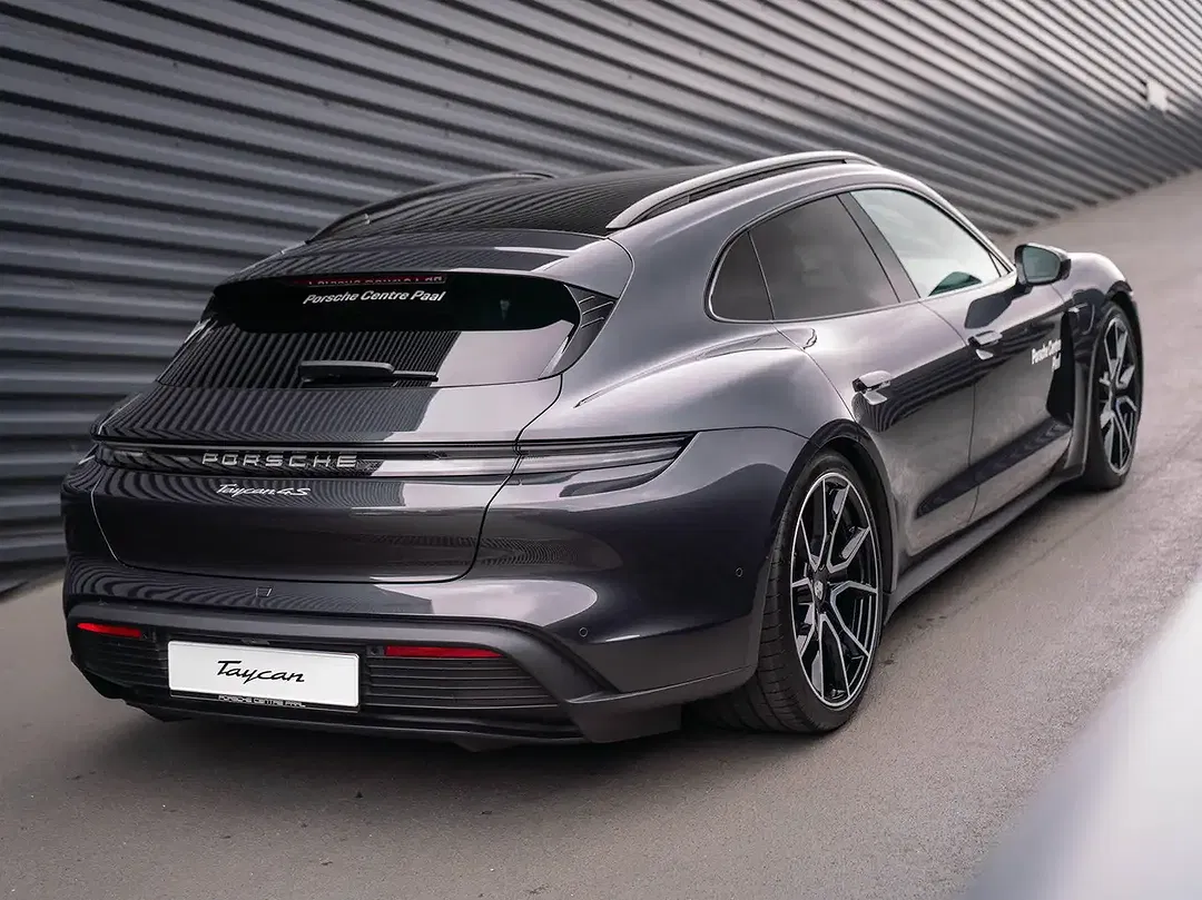 Porsche Taycan Sport Turismo - Thumbnail 13