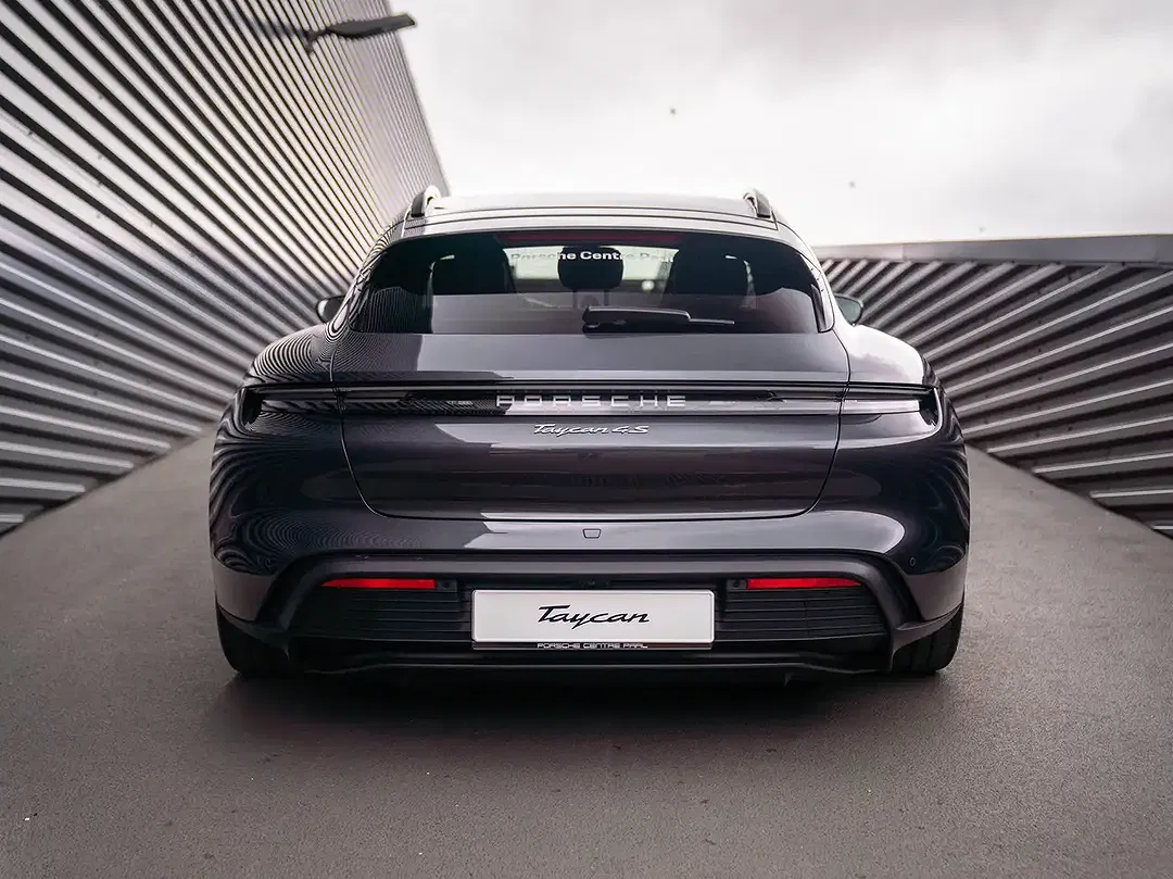 Porsche Taycan Sport Turismo - Thumbnail 14