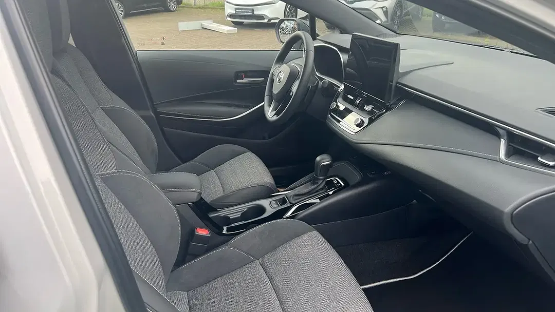 Toyota Corolla Hybrid Teamplayer - Thumbnail 6