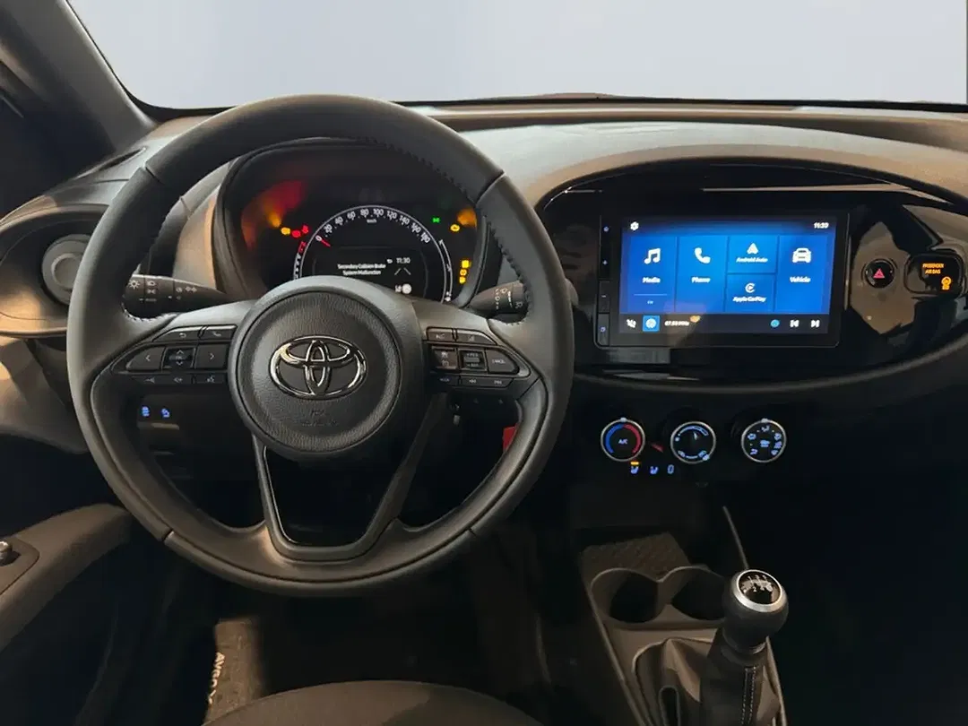 Toyota Aygo X Business Edition - Thumbnail 12