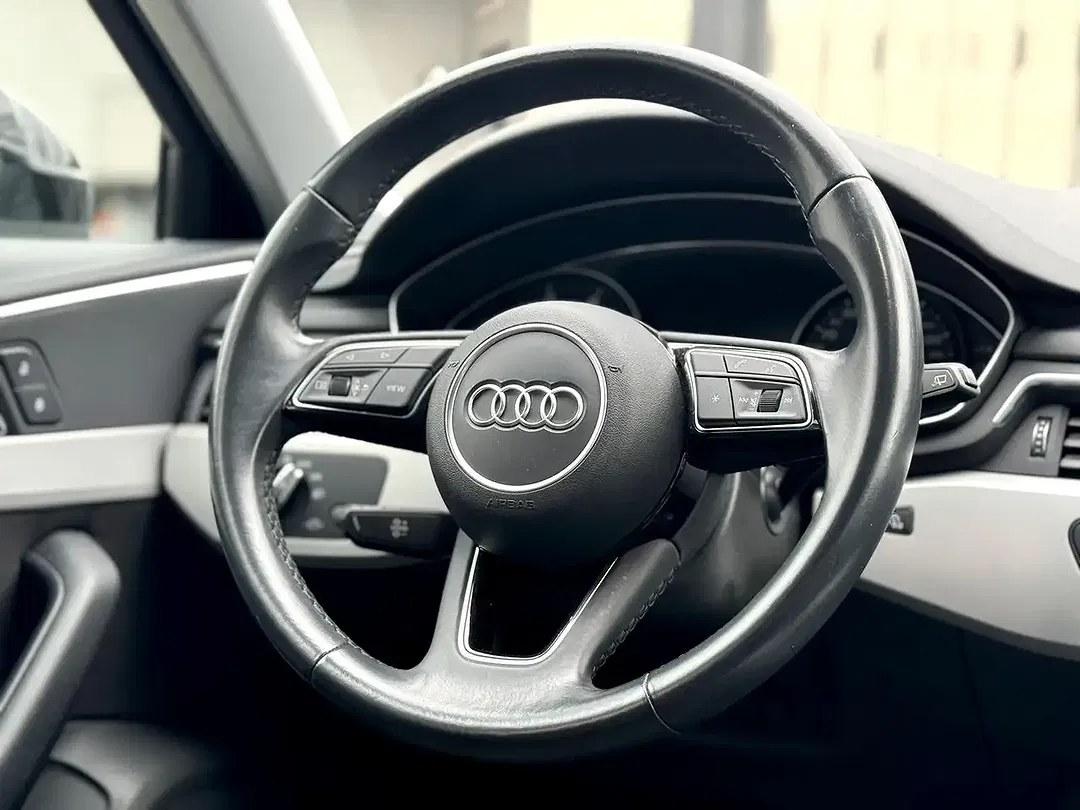 Audi A4 TDI S tronic - Thumbnail 6