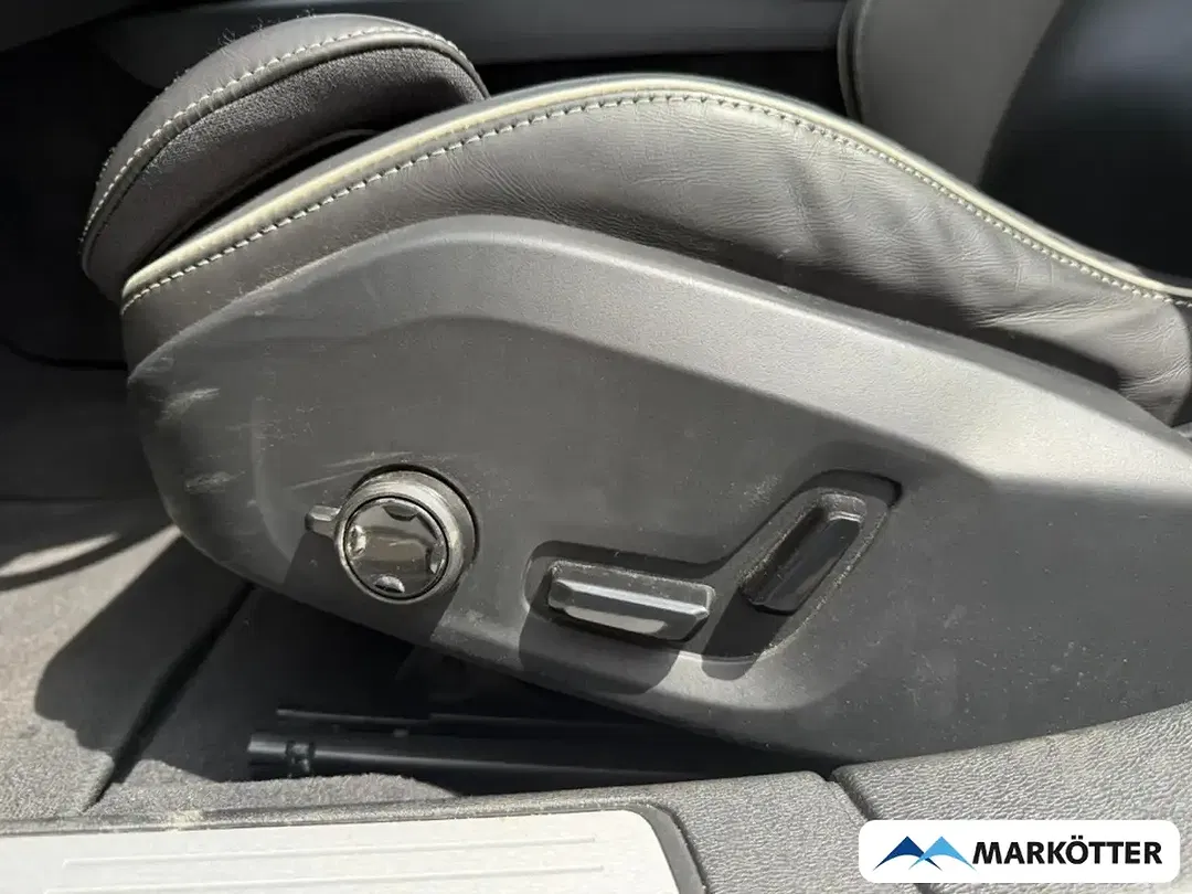 Volvo S60 B4 Plus Dark - Thumbnail 12