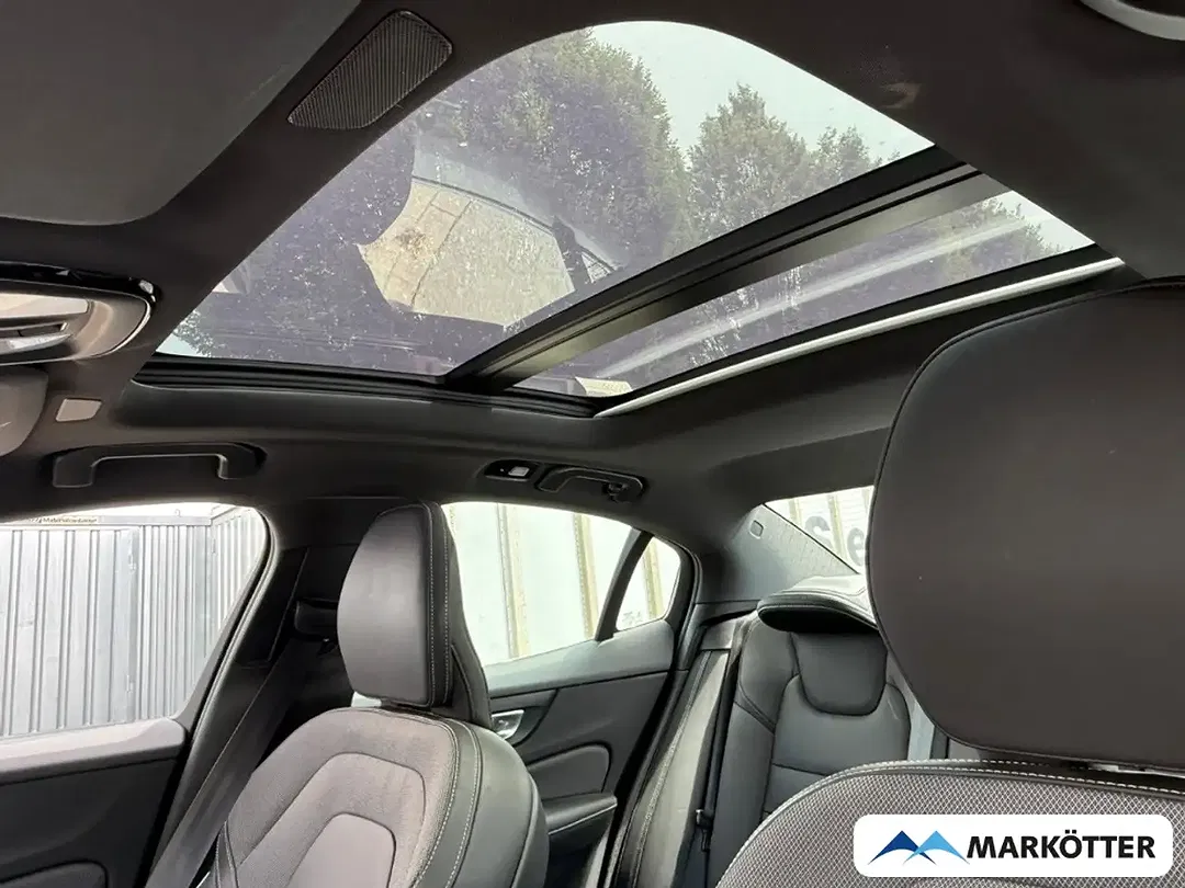Volvo S60 B4 Plus Dark - Thumbnail 7