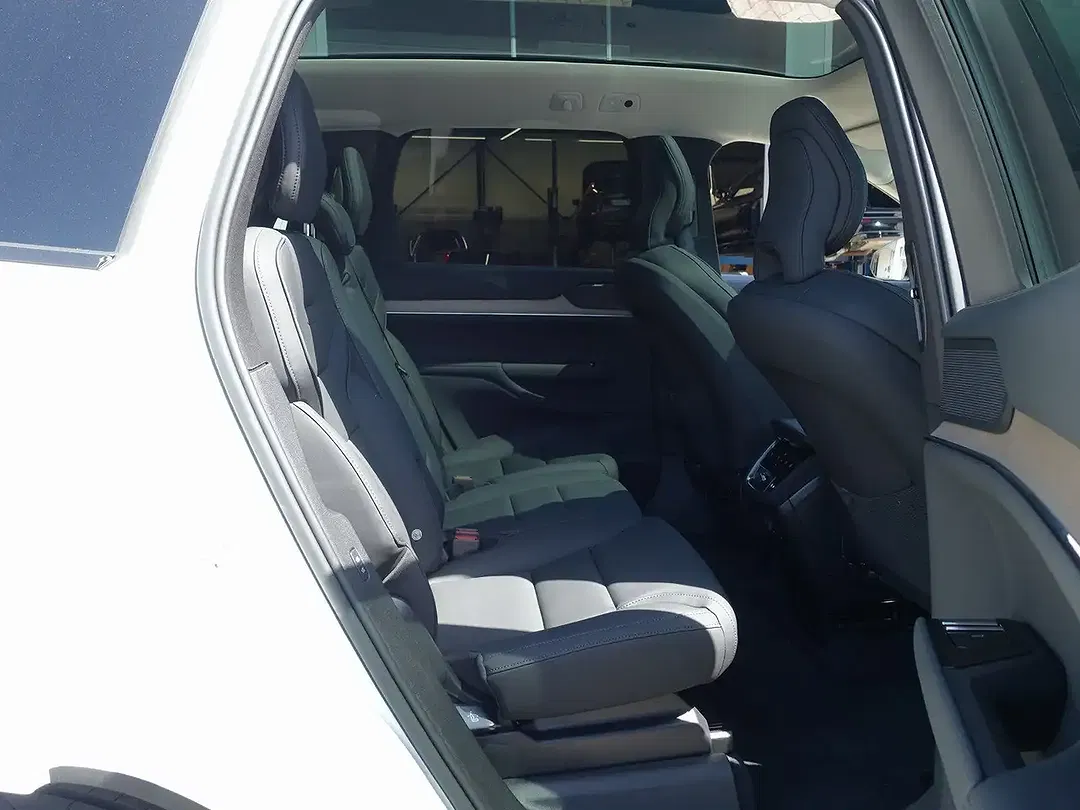 Volvo EX90 Twin Motor Plus - Thumbnail 11
