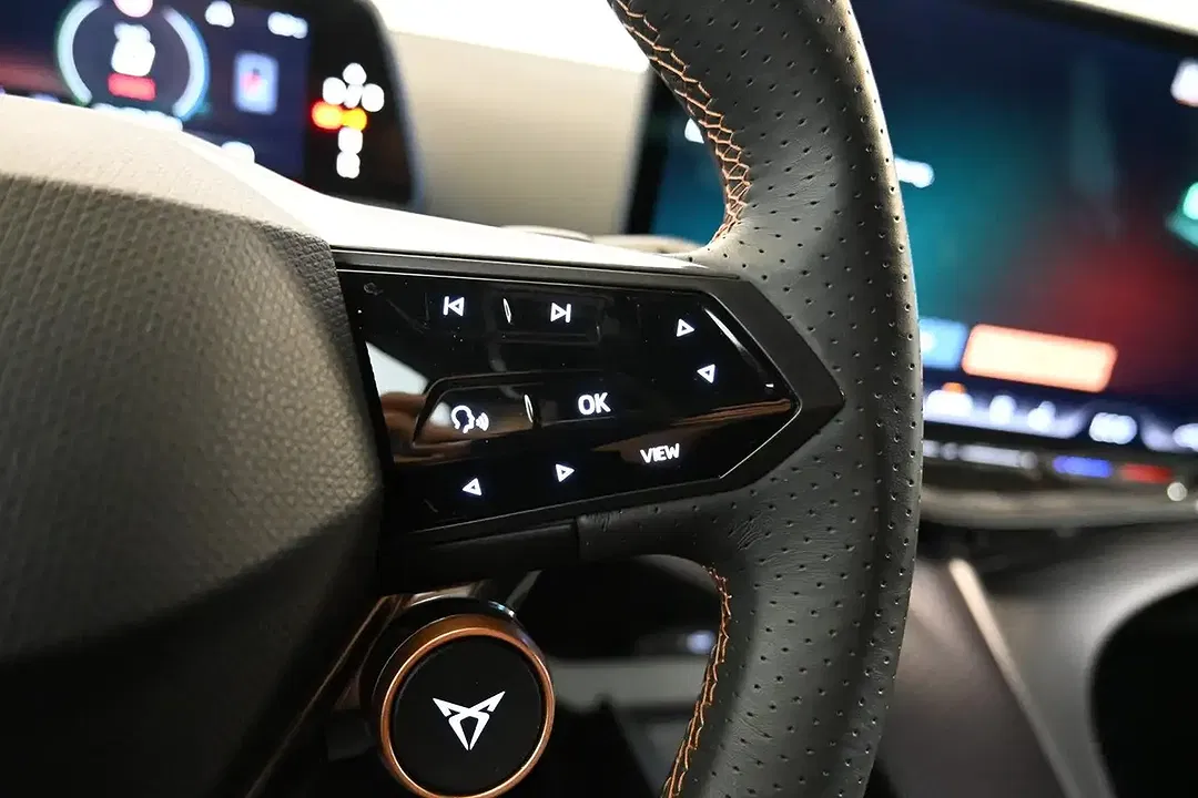 CUPRA Tavascan - Thumbnail 10