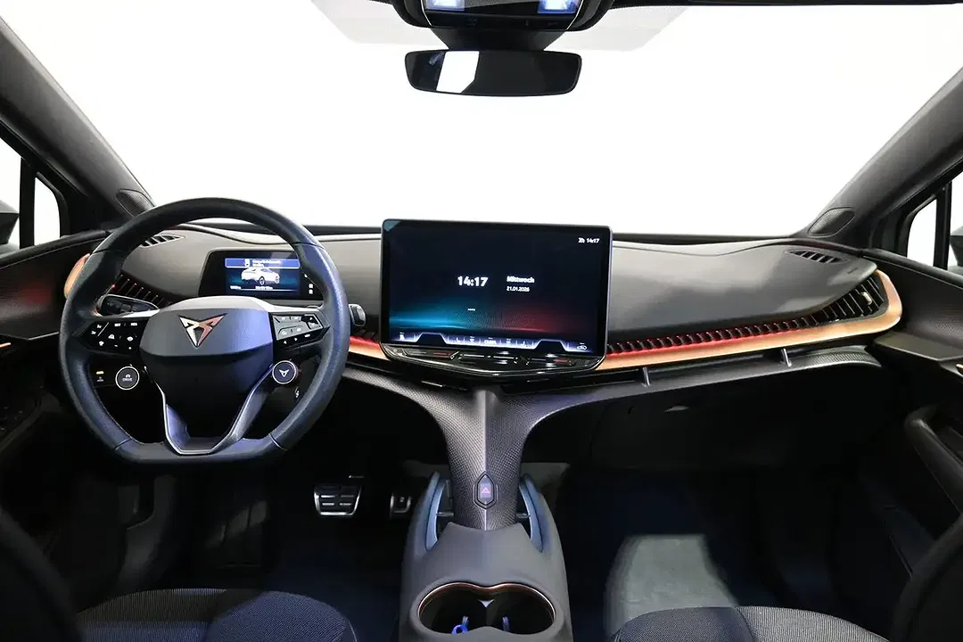 CUPRA Tavascan - Thumbnail 5