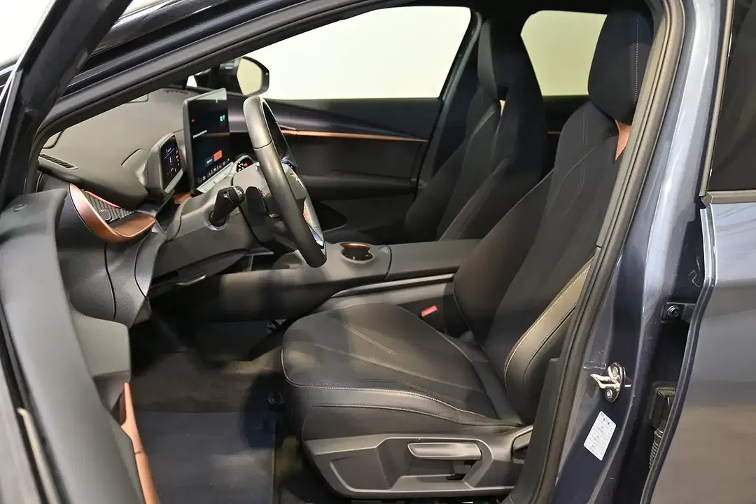 CUPRA Tavascan - Thumbnail 6