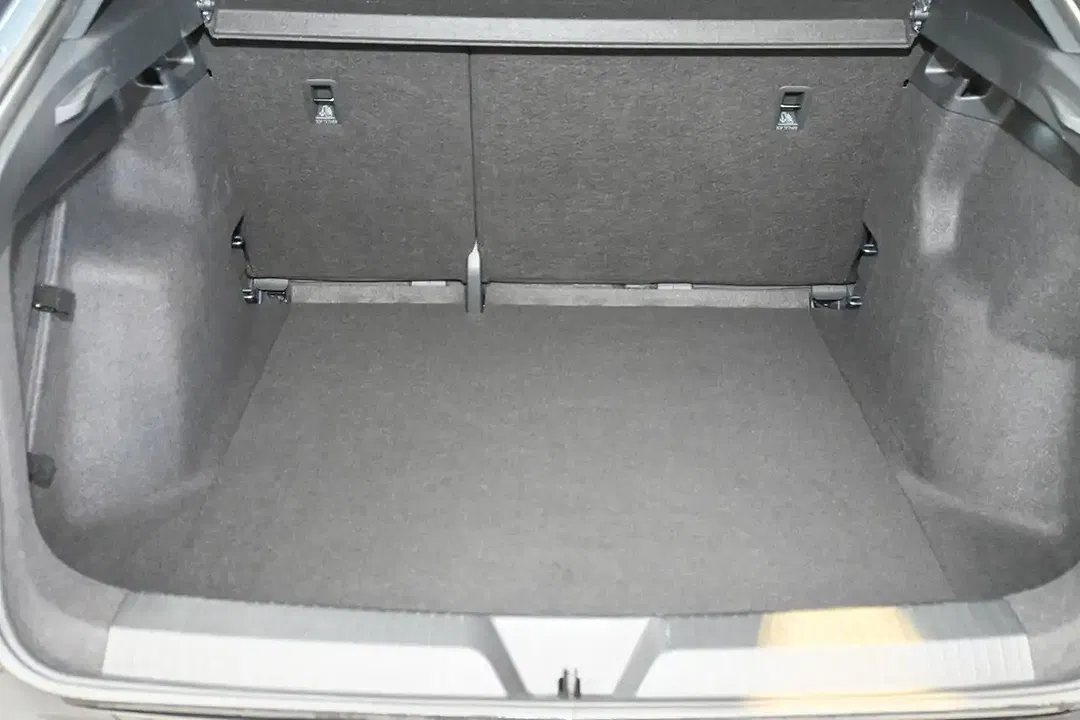 CUPRA Tavascan - Thumbnail 8