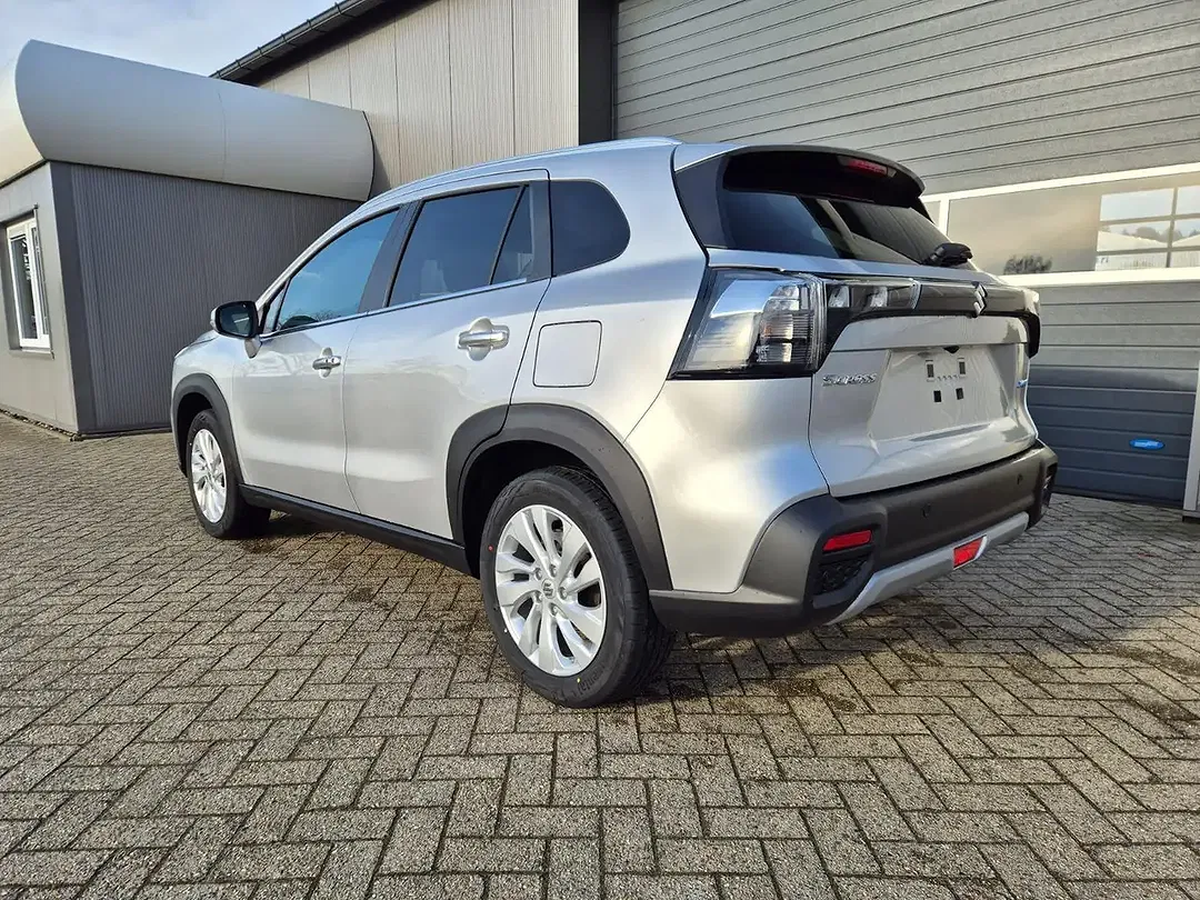 Suzuki S-Cross MHEV 1.4 BOOSTERJET AllGrip 4x4 Comfort - Thumbnail 3
