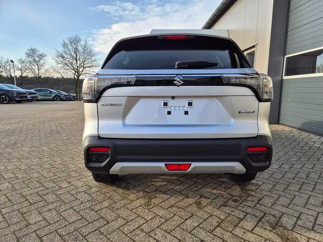 Suzuki S-Cross MHEV 1.4 BOOSTERJET AllGrip 4x4 Comfort - Thumbnail 4