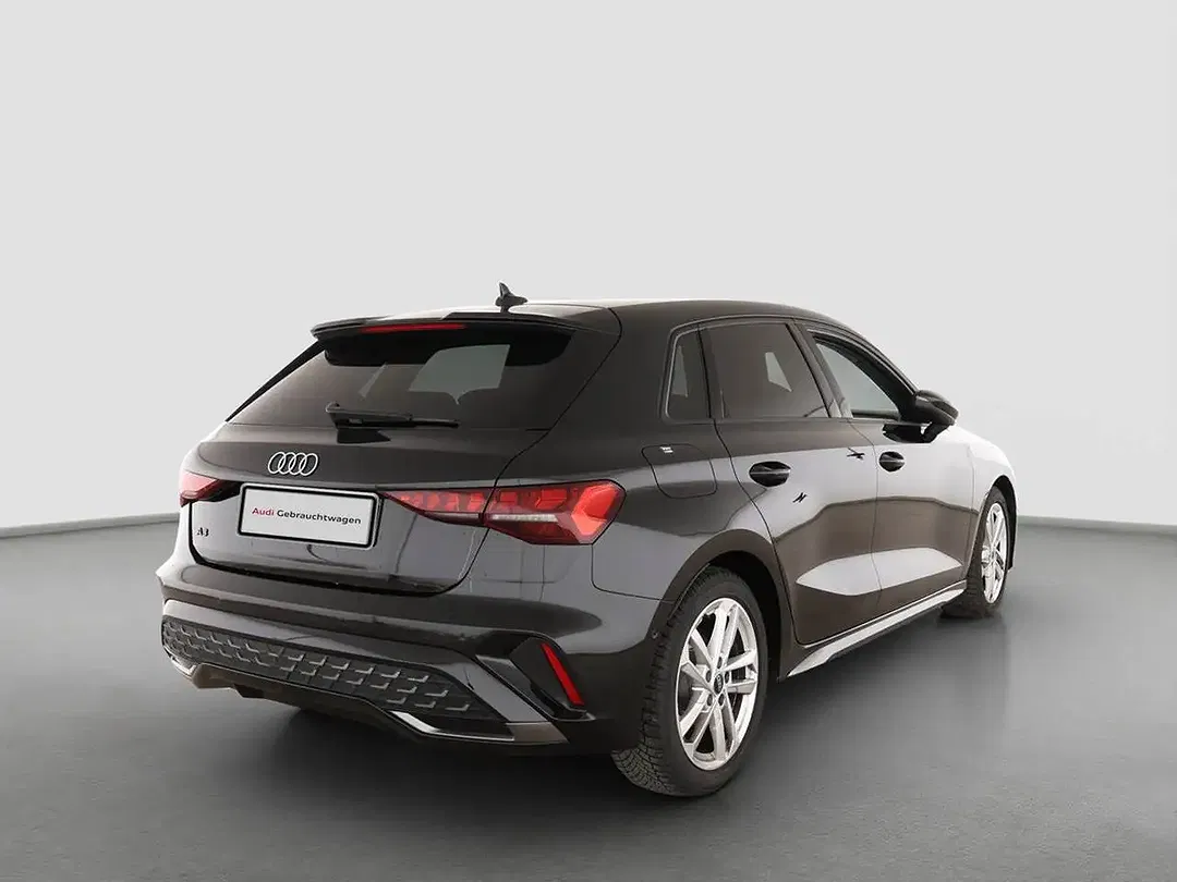 Audi A3 35 TFSI S tronic Sportback S line - Thumbnail 2