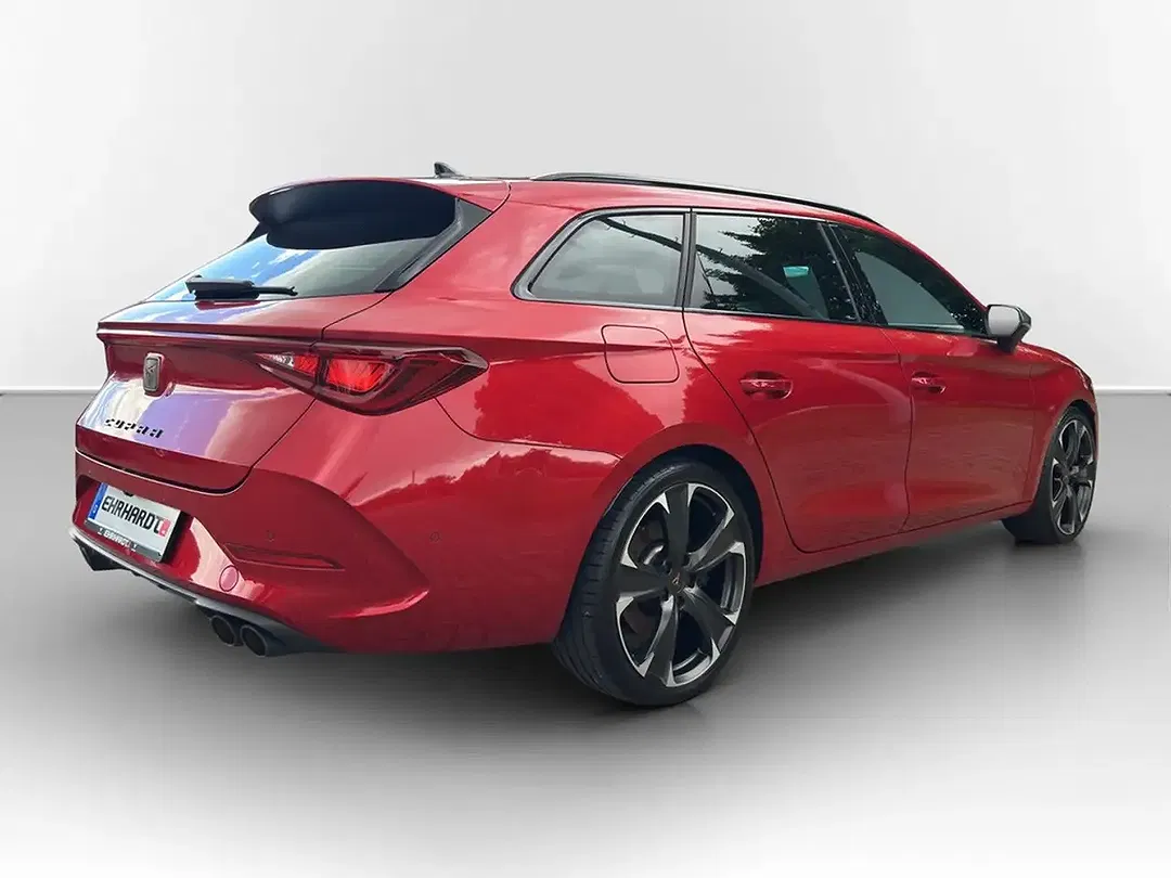 CUPRA Leon 2.0 TSI DSG 4Drive VZ DCC Sportstourer - Thumbnail 4