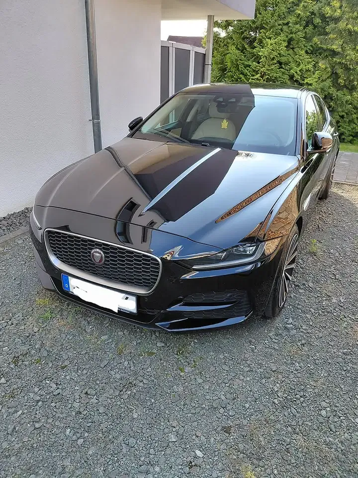 Jaguar XE S - foto 1