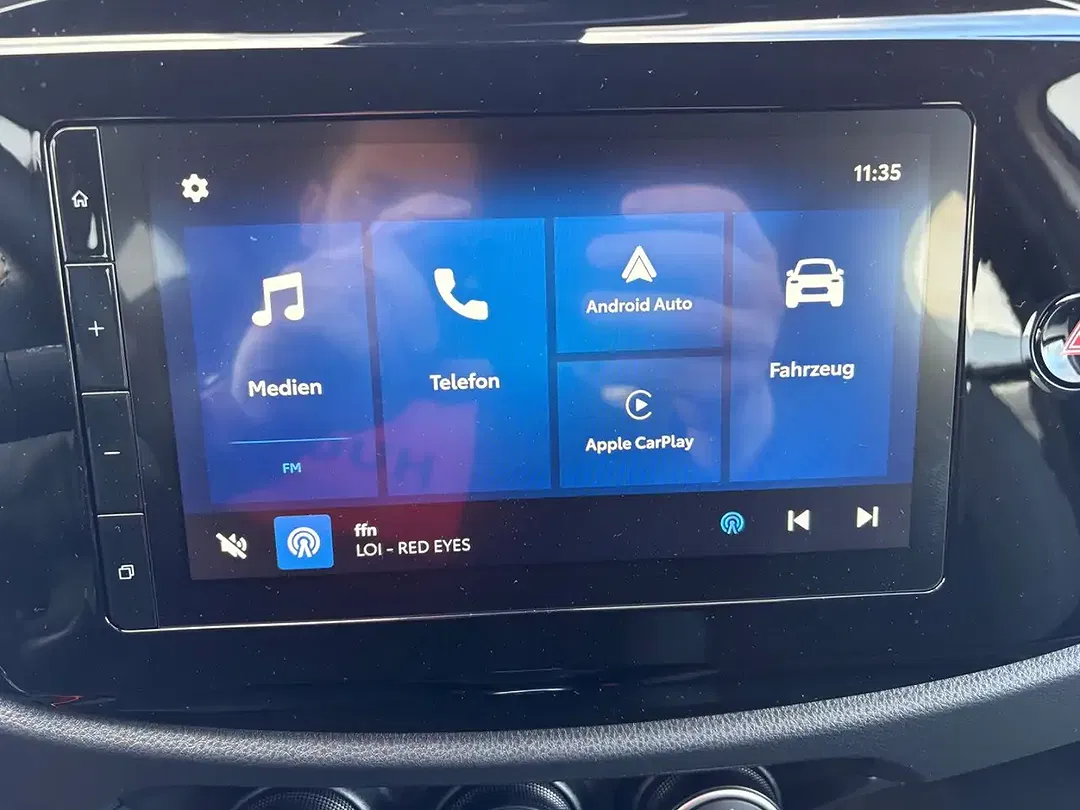Toyota Aygo Business Edition - Thumbnail 9