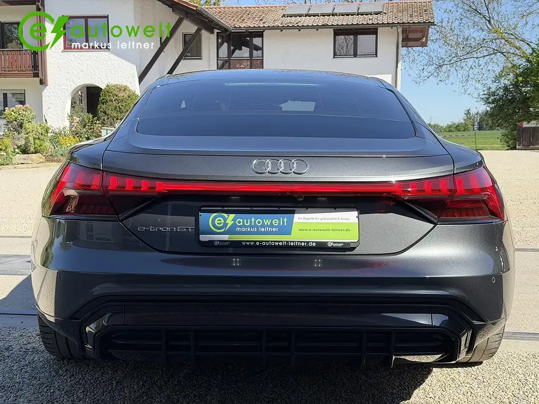 Audi e-tron GT plus - Thumbnail 5