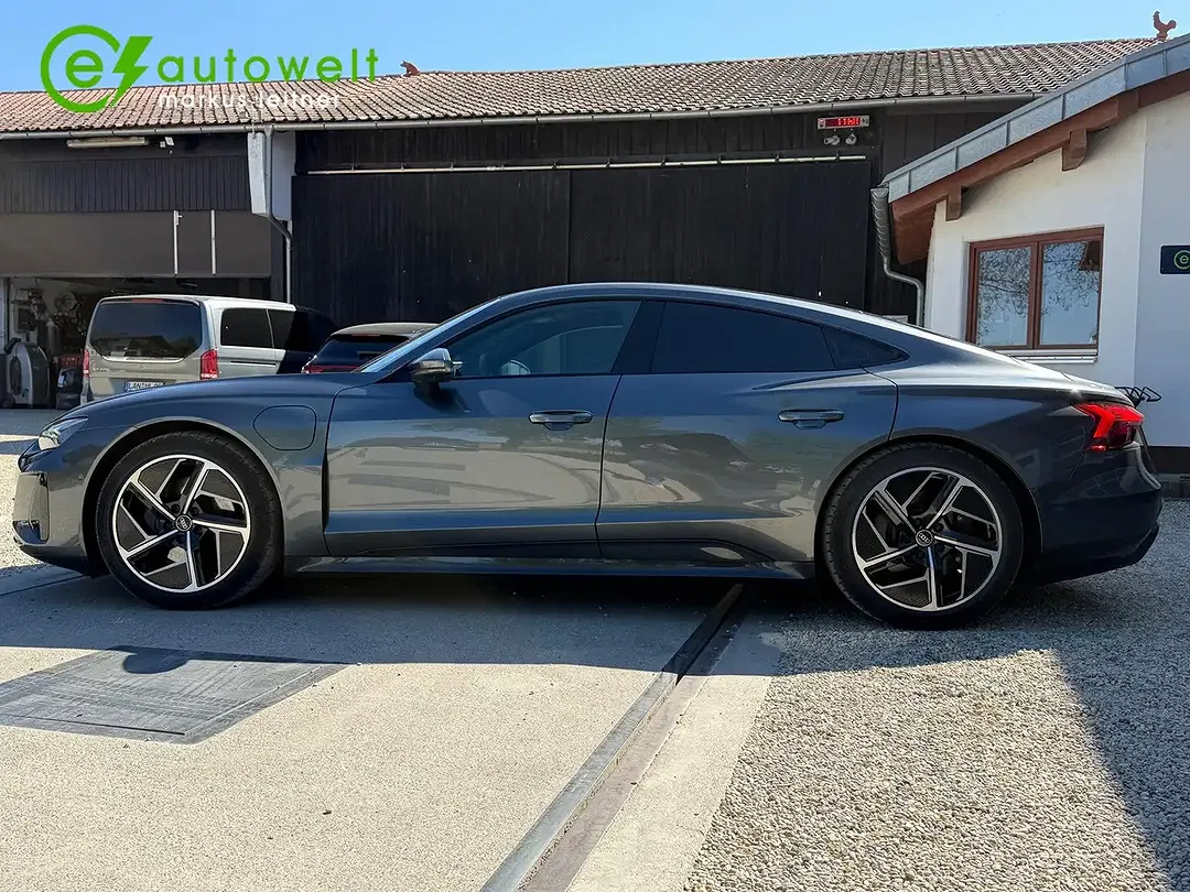 Audi e-tron GT plus - Thumbnail 7