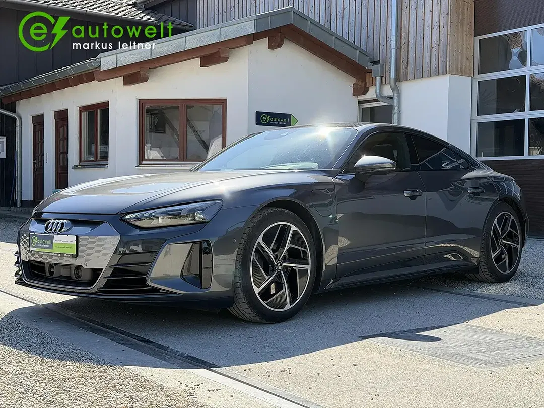 Audi e-tron GT plus - Thumbnail 8