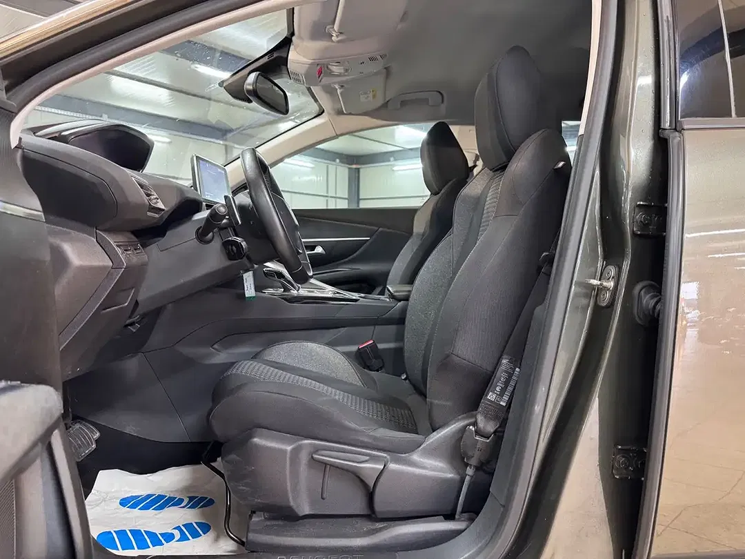 Peugeot 5008 Active Business - Thumbnail 9