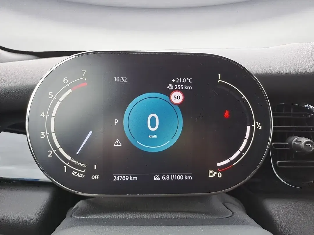 MINI Cooper Cabrio Steptronic JCW Trim - Thumbnail 9