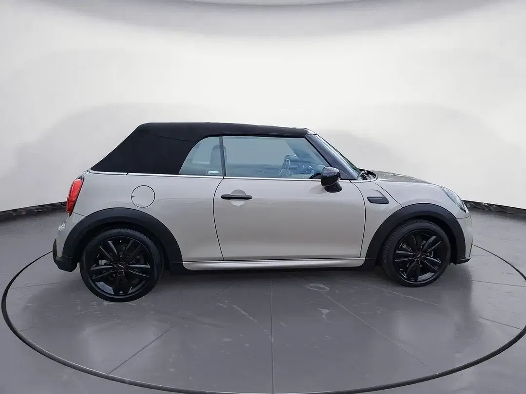 MINI Cooper Cabrio Steptronic JCW Trim - Thumbnail 5